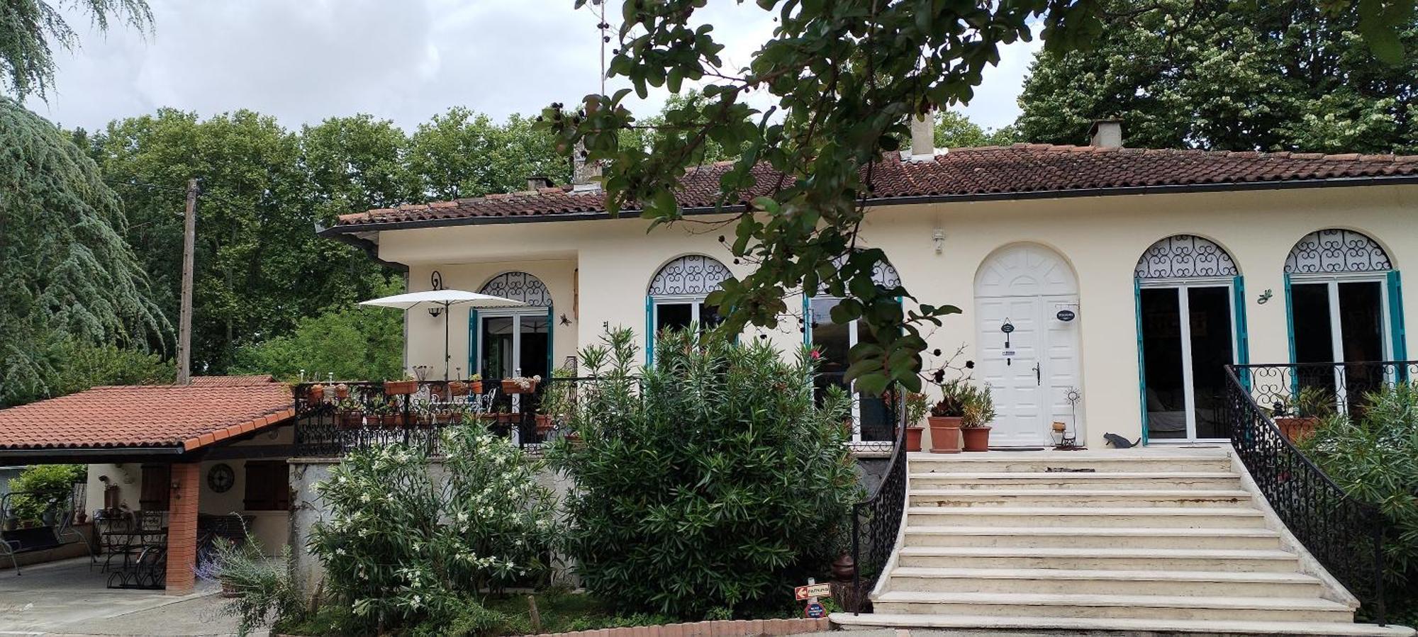 Montgiscard La Casanat B&B 외부 사진